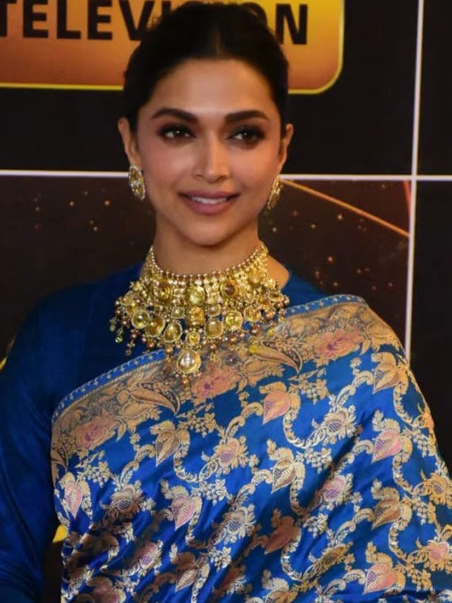 deepika2-1